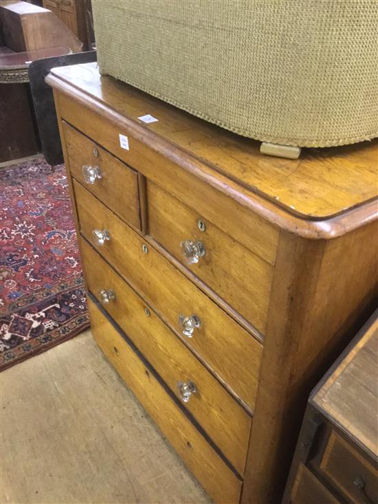 Victorian chest of drawers